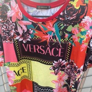 Versace shirt worn 1x like new perfect condition!